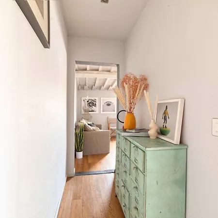 Loft 12 In Center *